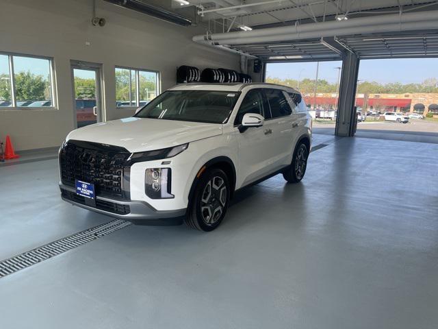 new 2025 Hyundai Palisade car, priced at $47,206