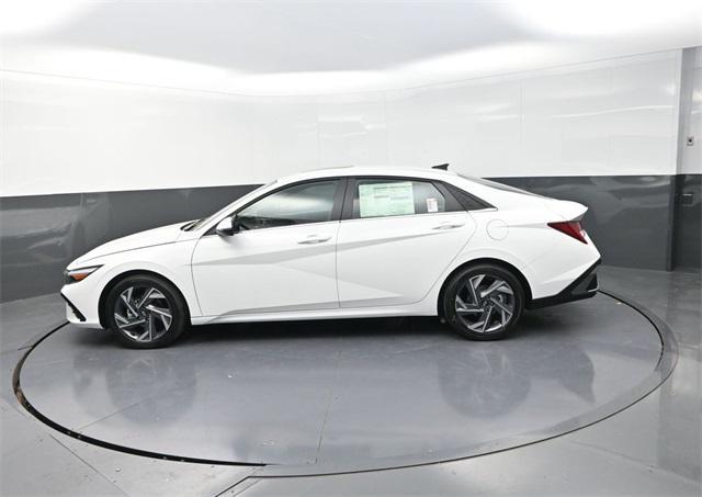 new 2025 Hyundai Elantra car, priced at $28,690