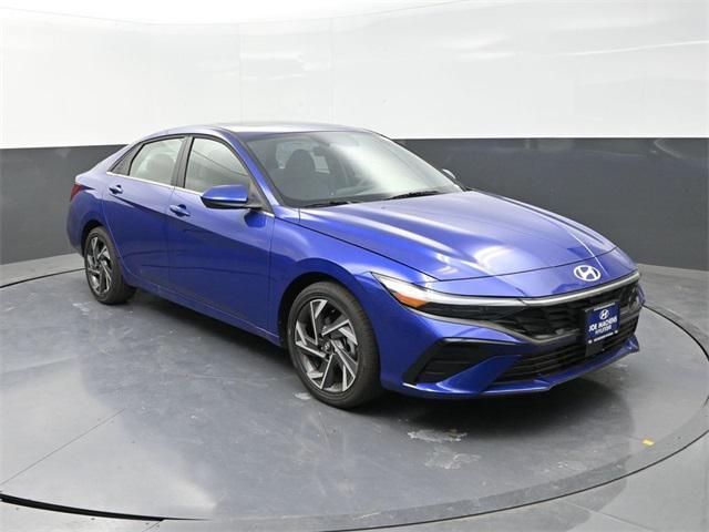 new 2025 Hyundai Elantra car, priced at $25,064