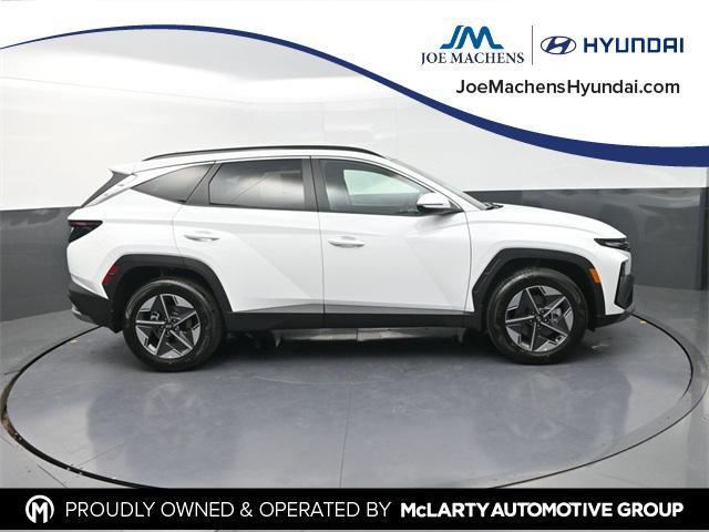 new 2025 Hyundai TUCSON Hybrid car, priced at $34,643