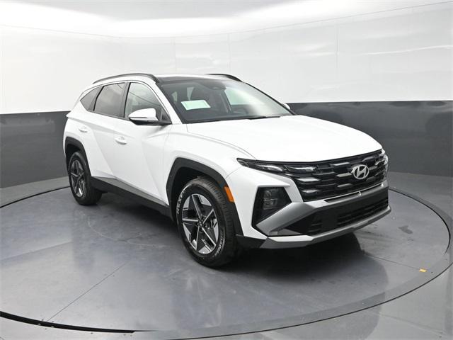 new 2025 Hyundai TUCSON Hybrid car, priced at $34,643