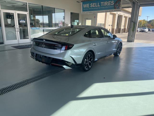 new 2025 Hyundai Sonata car, priced at $28,576