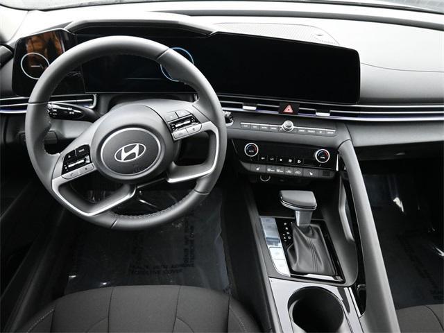 new 2025 Hyundai Elantra car, priced at $24,585