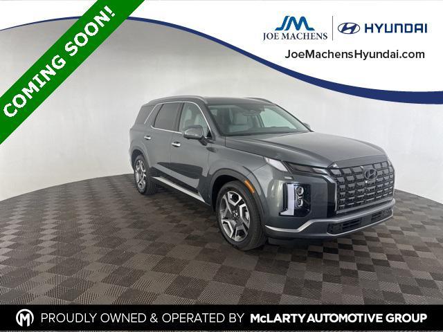 used 2025 Hyundai Palisade car, priced at $40,229