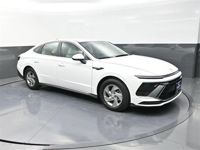 new 2025 Hyundai Sonata car, priced at $26,302