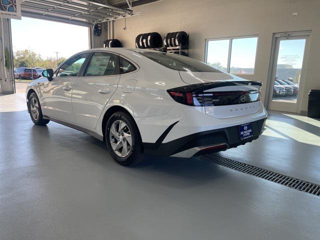 new 2025 Hyundai Sonata car, priced at $27,552