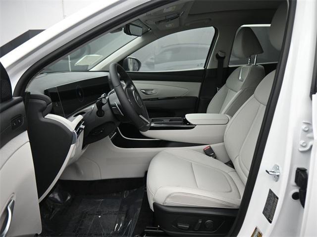 new 2025 Hyundai TUCSON Hybrid car, priced at $39,271