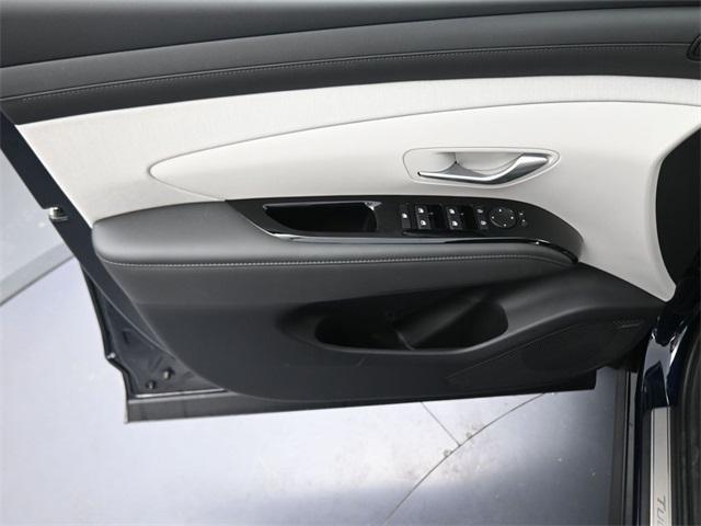 new 2026 Hyundai TUCSON Hybrid car, priced at $43,525