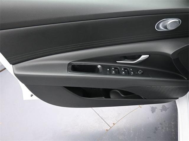 new 2025 Hyundai Elantra car, priced at $21,532