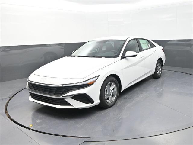 new 2025 Hyundai Elantra car, priced at $21,532