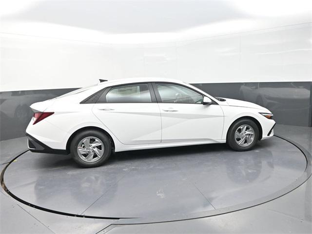 new 2025 Hyundai Elantra car, priced at $21,532