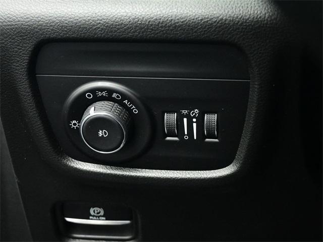 used 2023 Jeep Grand Cherokee car, priced at $38,555