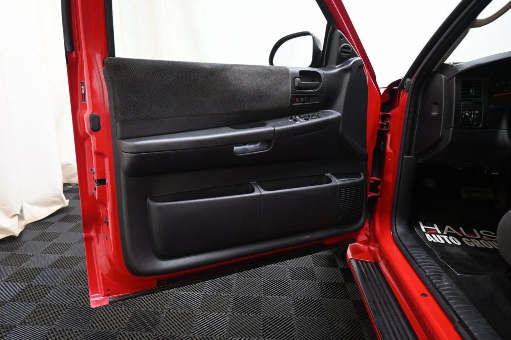 used 2001 Dodge Dakota car, priced at $12,924
