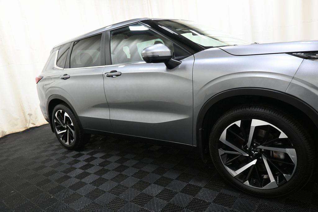 used 2023 Mitsubishi Outlander car, priced at $24,900
