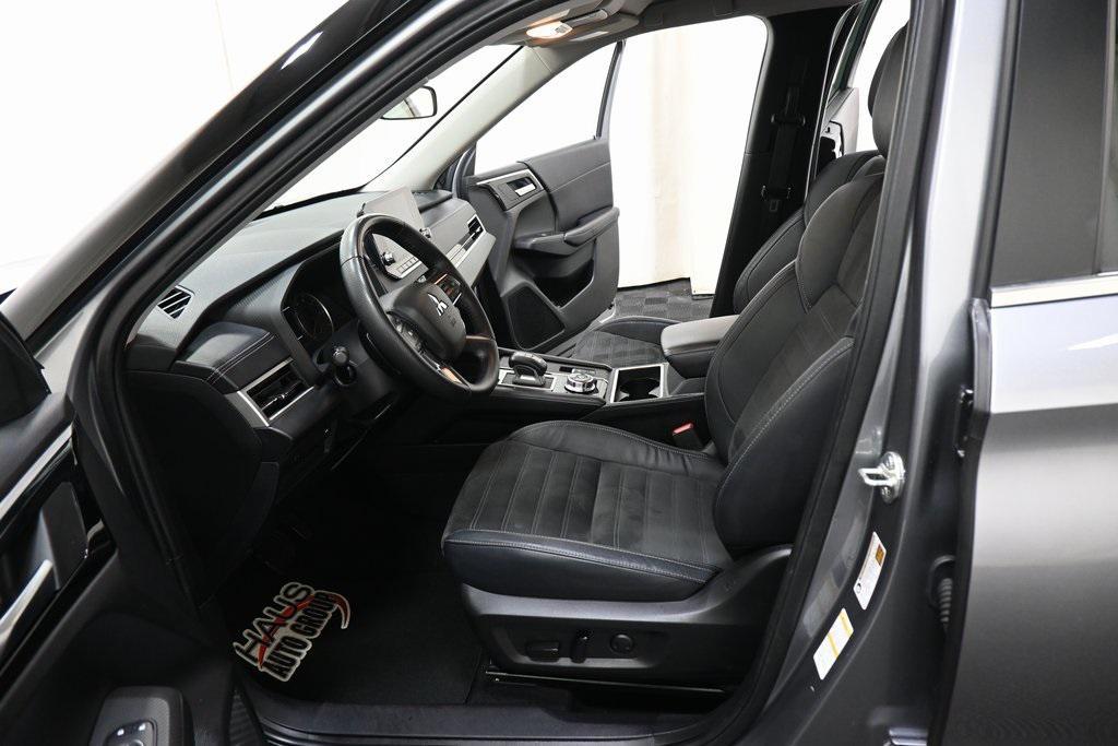 used 2023 Mitsubishi Outlander car, priced at $24,900