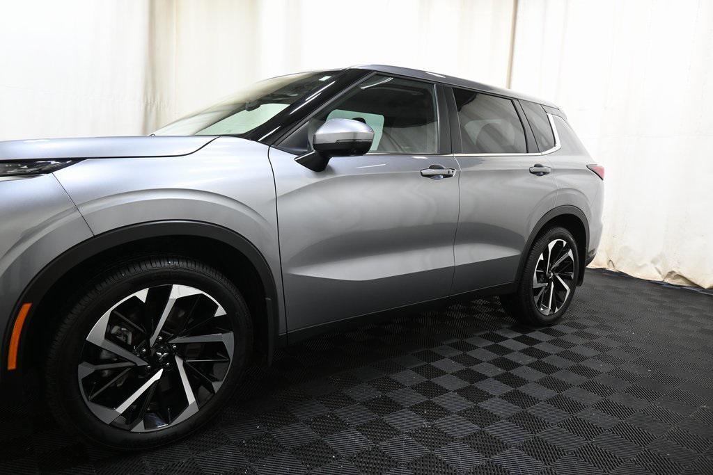 used 2023 Mitsubishi Outlander car, priced at $24,900