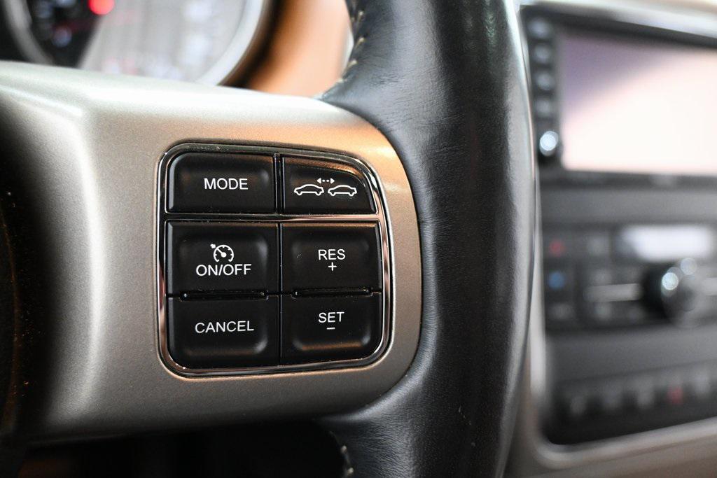 used 2013 Jeep Grand Cherokee car, priced at $12,890