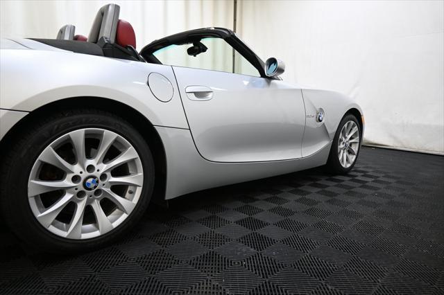 used 2007 BMW Z4 car, priced at $13,988