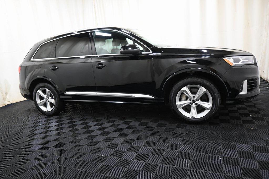 used 2021 Audi Q7 car, priced at $32,900
