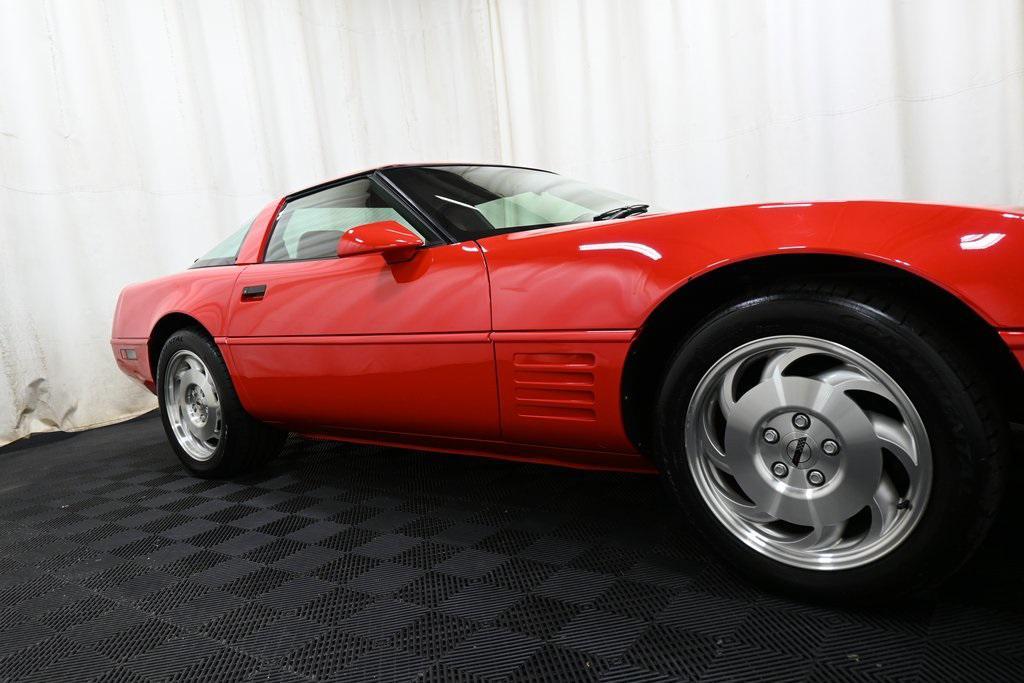 used 1994 Chevrolet Corvette car, priced at $16,900