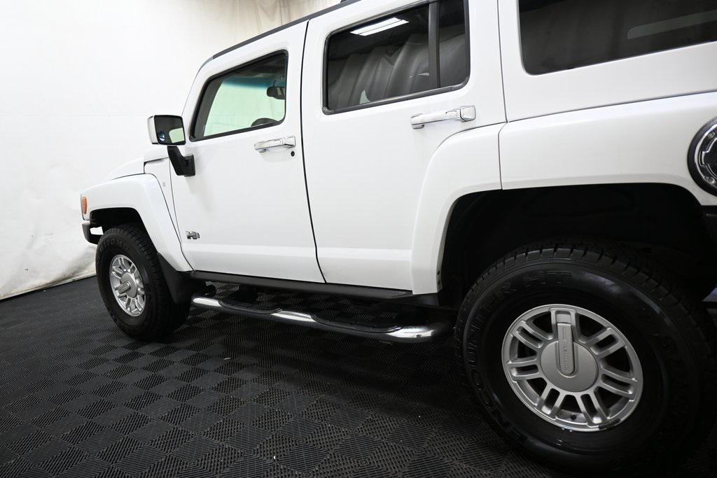 used 2008 Hummer H3 car, priced at $10,900