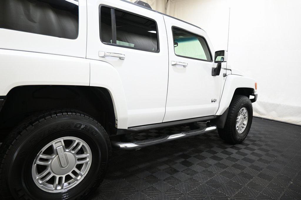 used 2008 Hummer H3 car, priced at $10,900