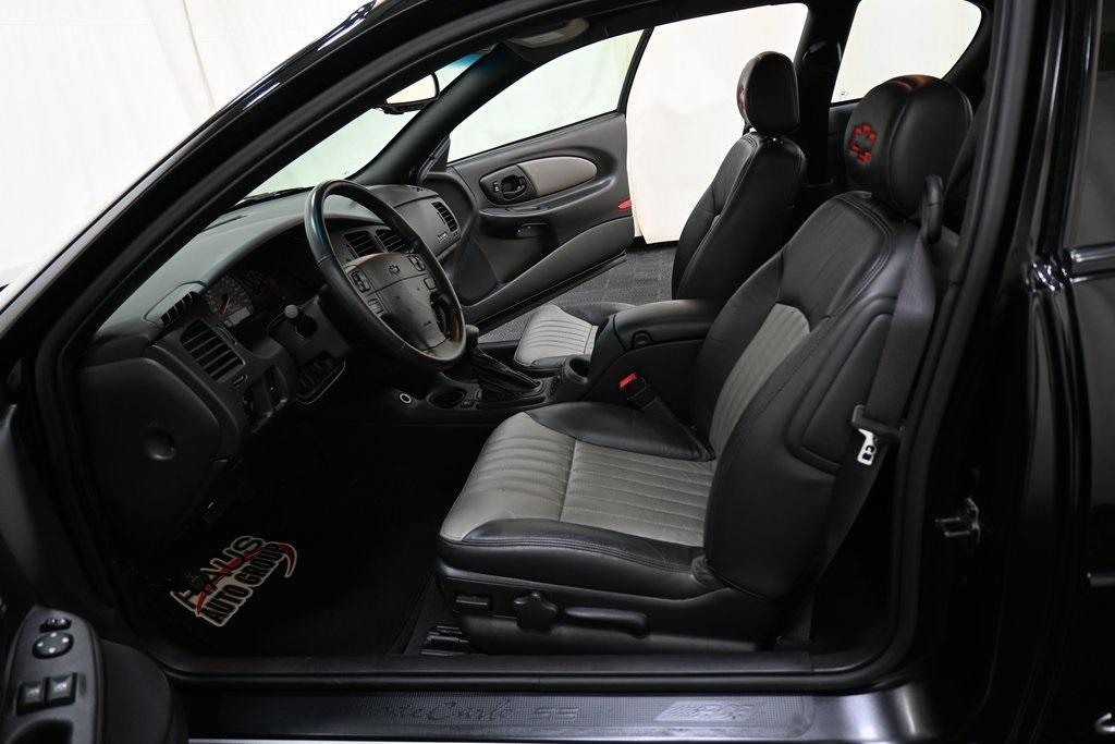used 2002 Chevrolet Monte Carlo car, priced at $21,900