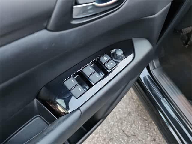 used 2023 Mazda CX-5 car, priced at $22,913