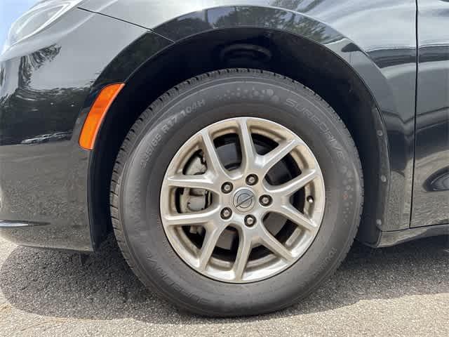 used 2023 Chrysler Pacifica car, priced at $23,462