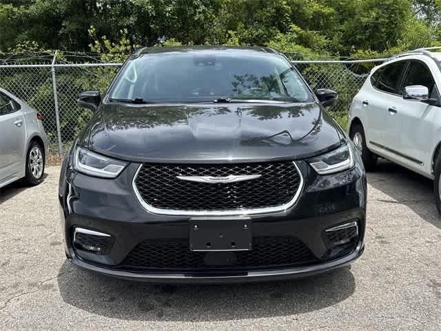 used 2023 Chrysler Pacifica car, priced at $23,462