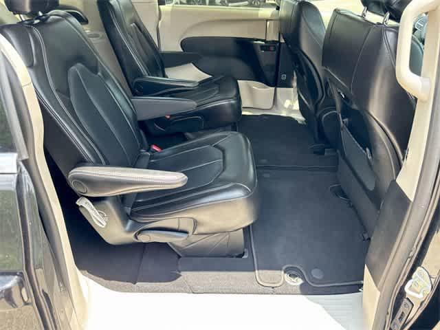used 2023 Chrysler Pacifica car, priced at $22,762