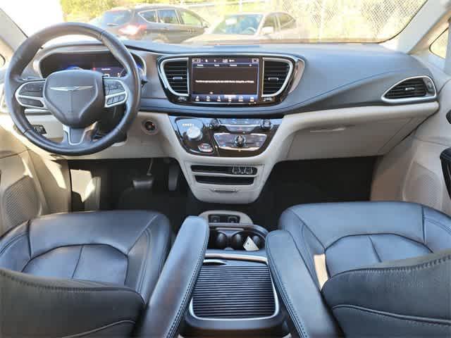 used 2021 Chrysler Pacifica car, priced at $22,513