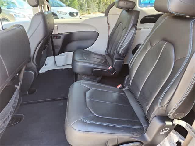used 2021 Chrysler Pacifica car, priced at $22,513