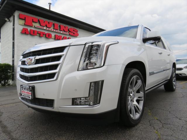 used 2016 Cadillac Escalade ESV car, priced at $31,995