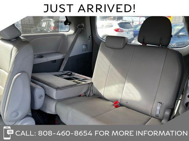 used 2018 Toyota Sienna car, priced at $34,588