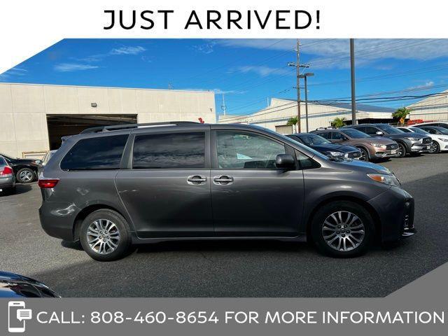 used 2018 Toyota Sienna car, priced at $34,588