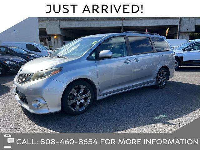 used 2016 Toyota Sienna car, priced at $24,888