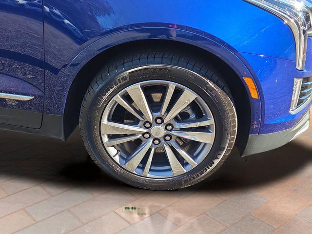used 2025 Cadillac XT5 car, priced at $45,495
