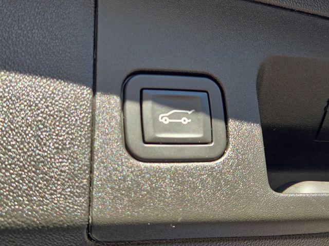 used 2025 Cadillac XT5 car, priced at $45,495