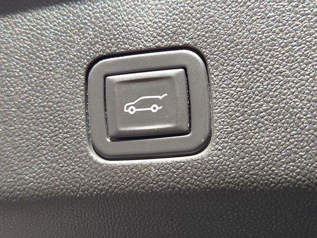 used 2023 GMC Yukon car, priced at $63,500