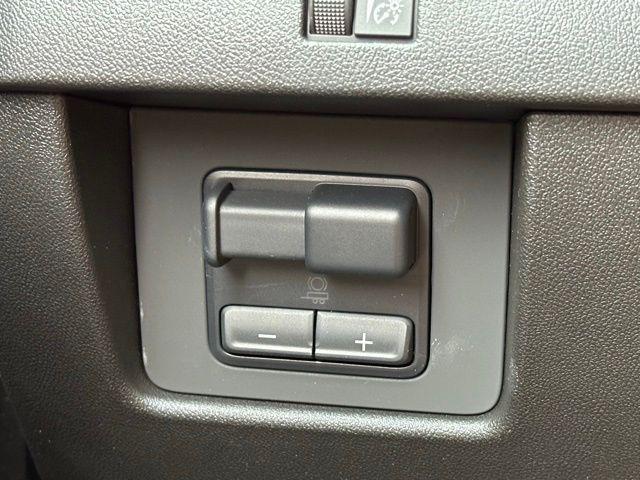 new 2025 GMC Canyon car, priced at $48,365
