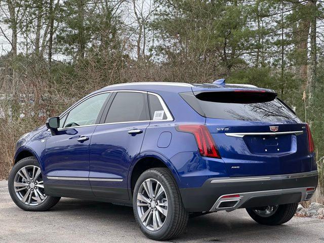 new 2025 Cadillac XT5 car, priced at $59,190