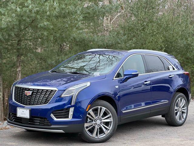 new 2025 Cadillac XT5 car, priced at $59,190