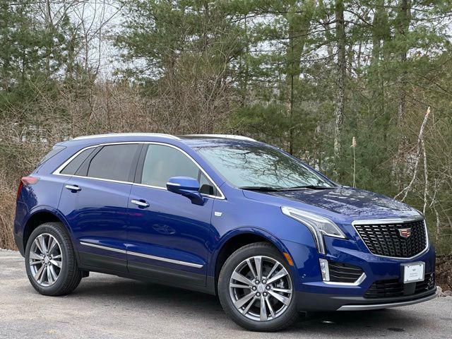 new 2025 Cadillac XT5 car, priced at $59,190