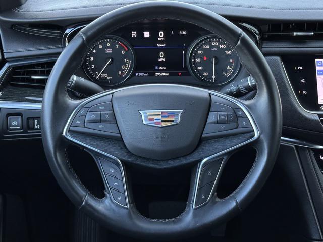 used 2021 Cadillac XT5 car, priced at $33,000