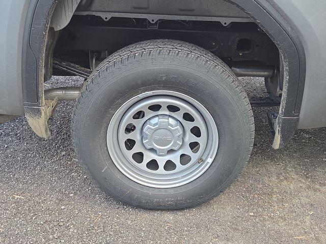 new 2026 GMC Sierra 1500 car, priced at $48,685