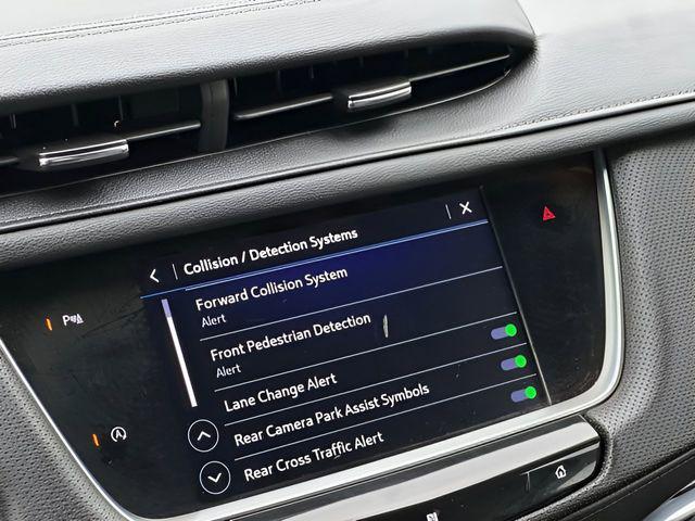 used 2021 Cadillac XT5 car, priced at $29,800