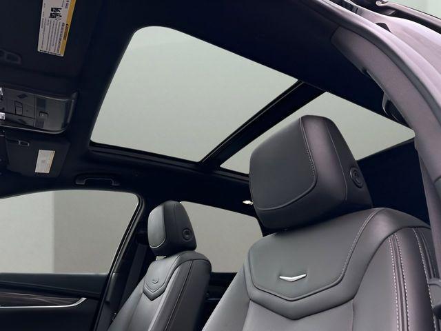 used 2021 Cadillac XT5 car, priced at $29,800