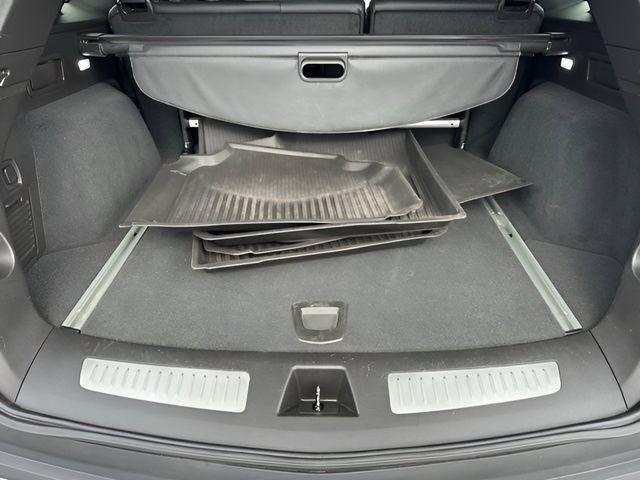 used 2021 Cadillac XT5 car, priced at $29,800