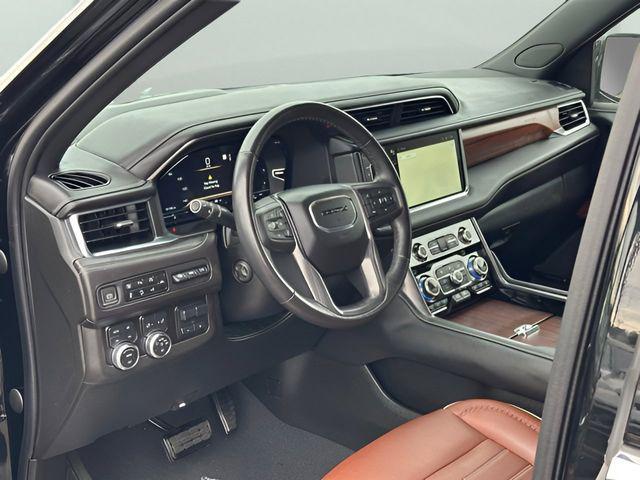 used 2023 GMC Yukon car, priced at $76,000